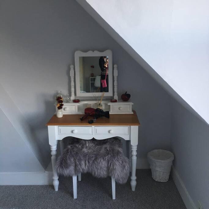 Large Character Home, Hot Tub, Beach 5 Min Walk Gorleston-on-Sea Esterno foto