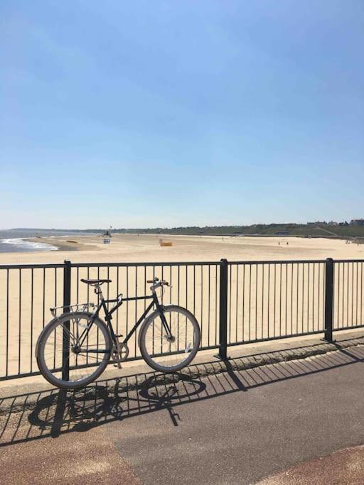 Large Character Home, Hot Tub, Beach 5 Min Walk Gorleston-on-Sea Esterno foto