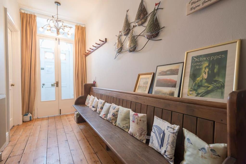 Large Character Home, Hot Tub, Beach 5 Min Walk Gorleston-on-Sea Esterno foto