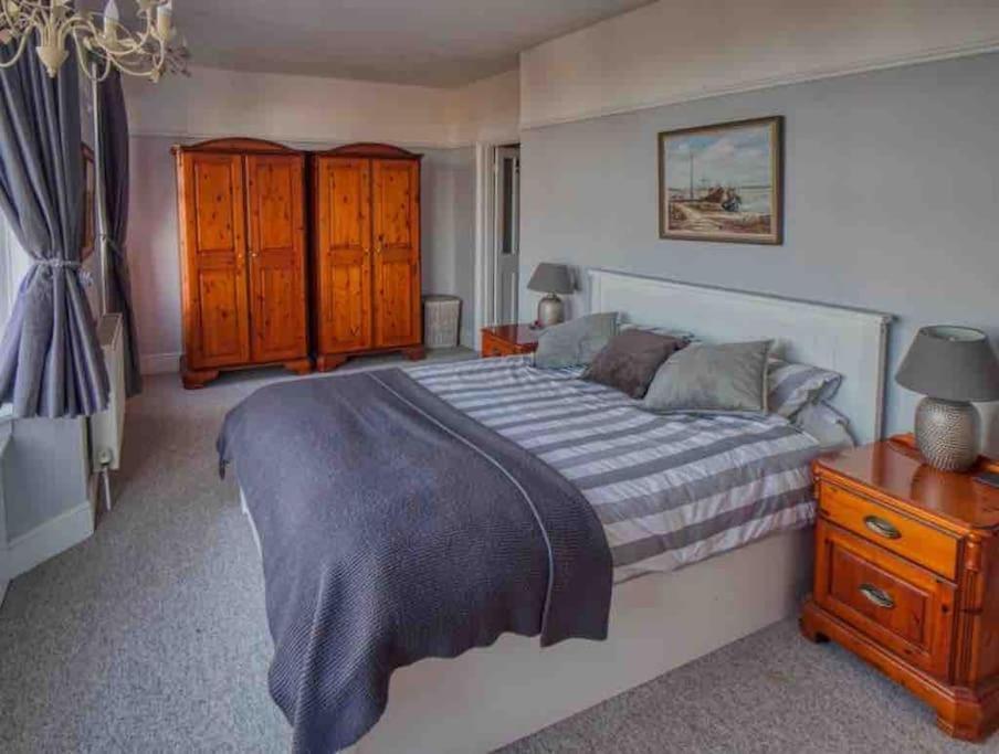 Large Character Home, Hot Tub, Beach 5 Min Walk Gorleston-on-Sea Esterno foto