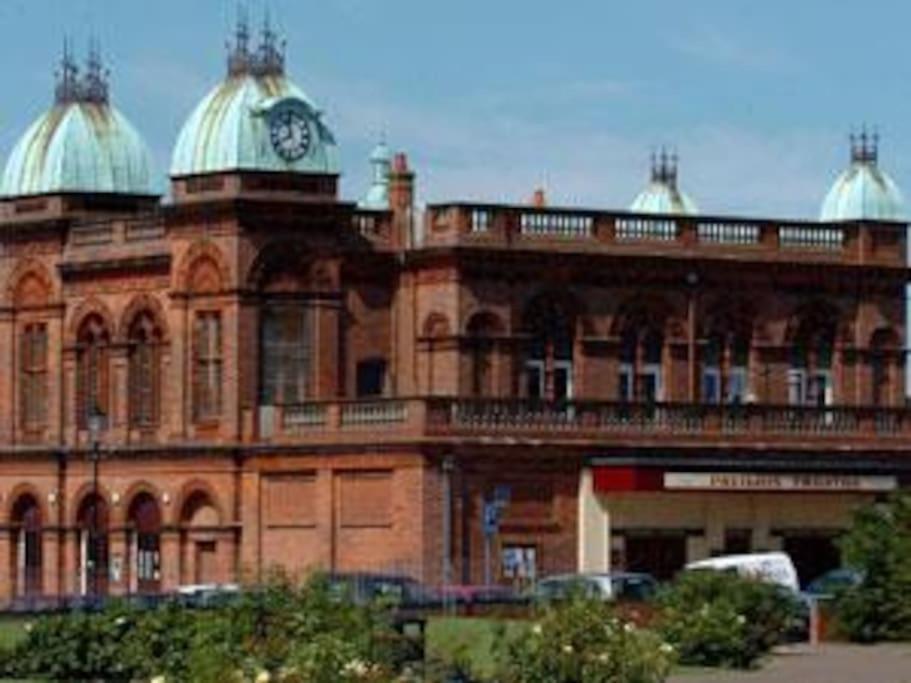 Large Character Home, Hot Tub, Beach 5 Min Walk Gorleston-on-Sea Esterno foto